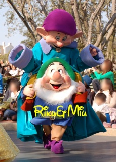 �A�g���N�����O�b�Y